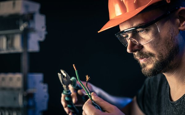 Contactez l'électricien Gilly sur Isère pour de nombreux services