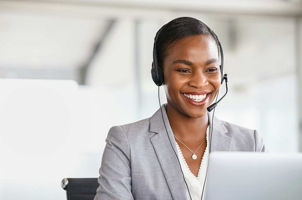Hôtesse genève : l'excellence au service de vos événements